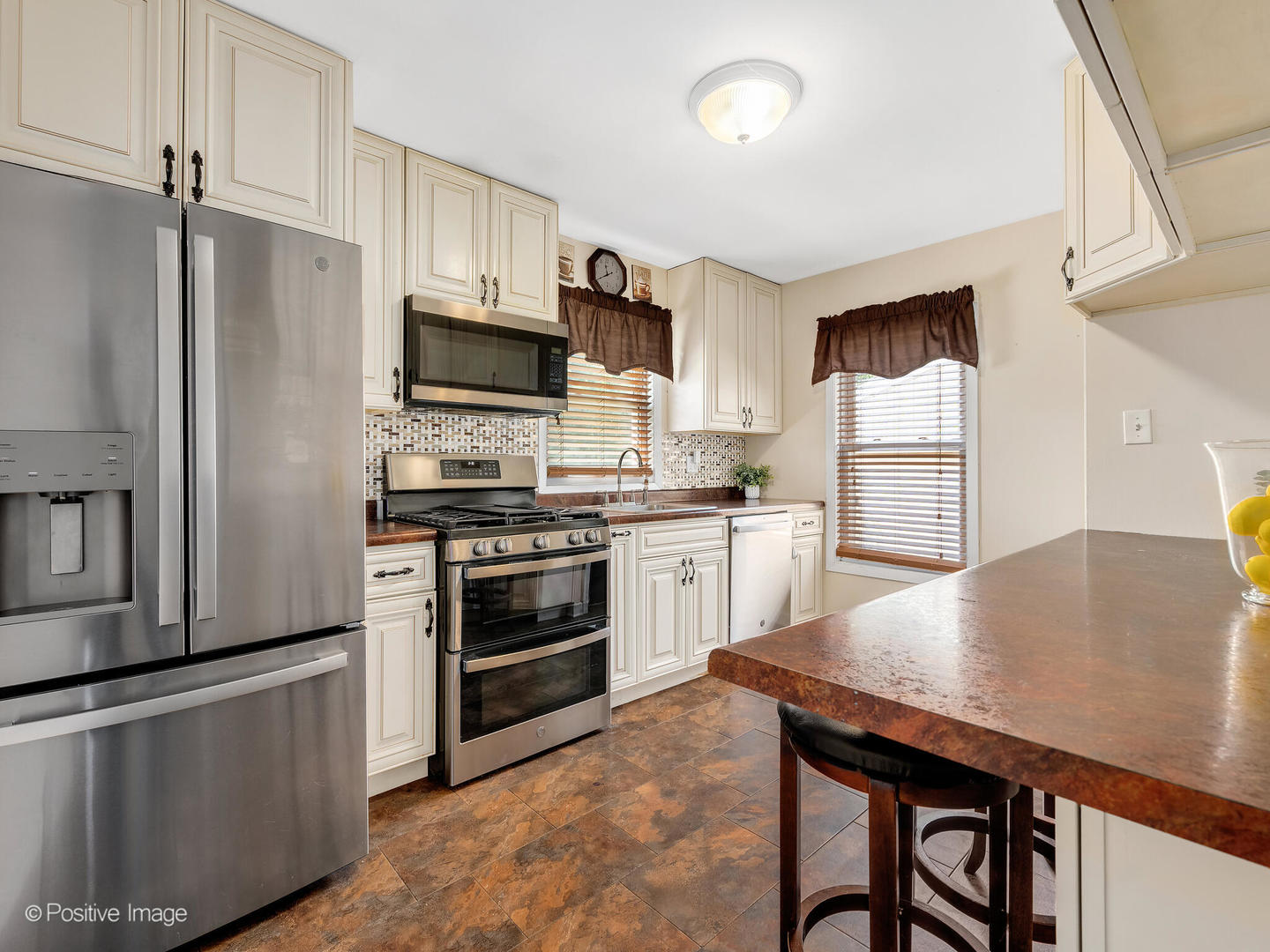 4214 Prairie Avenue, Brookfield, IL 60513