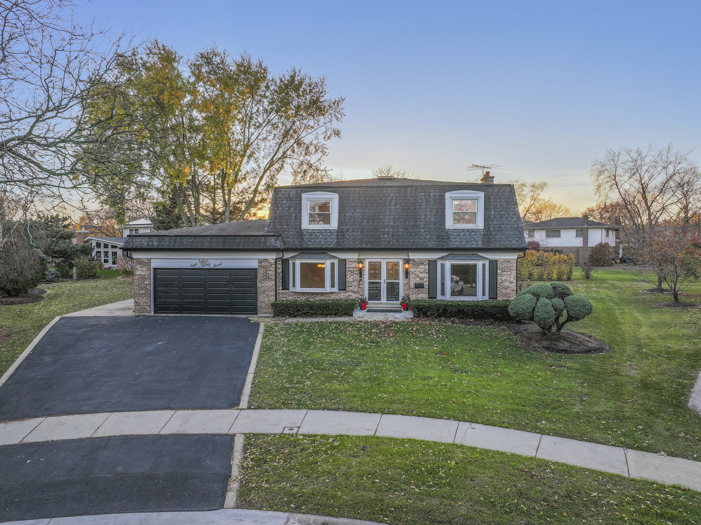 827 W Sandpiper Court, Palatine, IL 60067