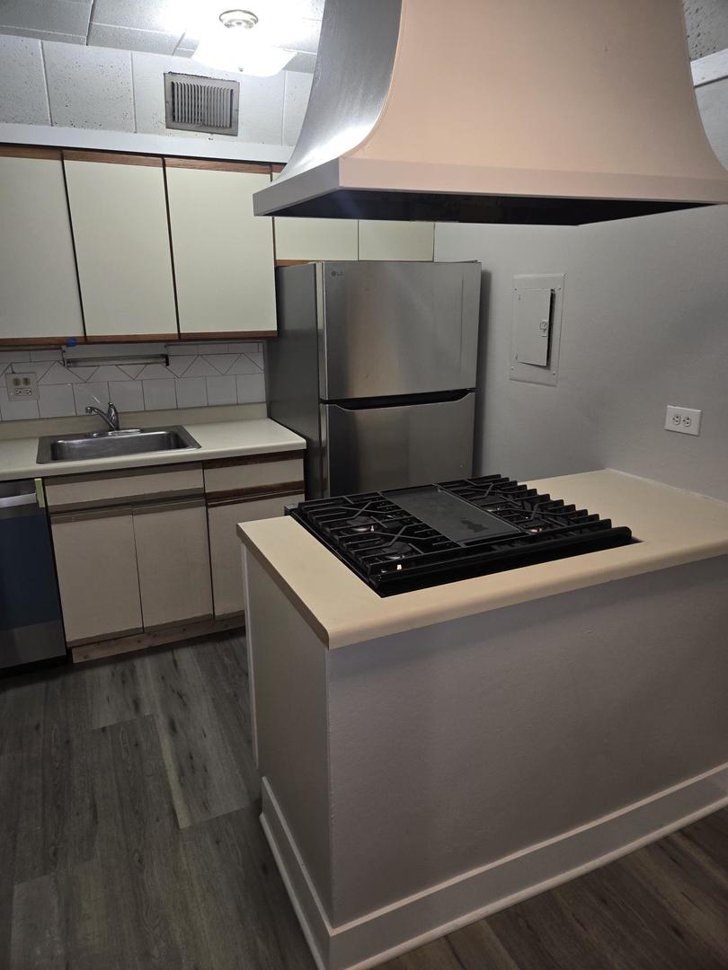 1808 Fayette Walk Avenue #H, Hoffman Estates, IL 60194