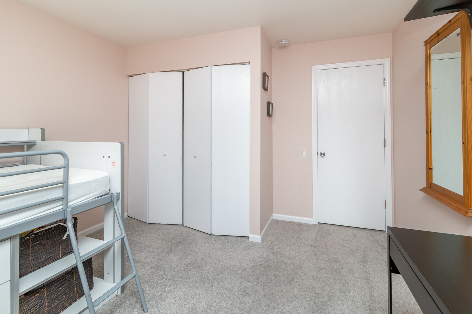 23 Carey Lane, Streamwood, IL 60107