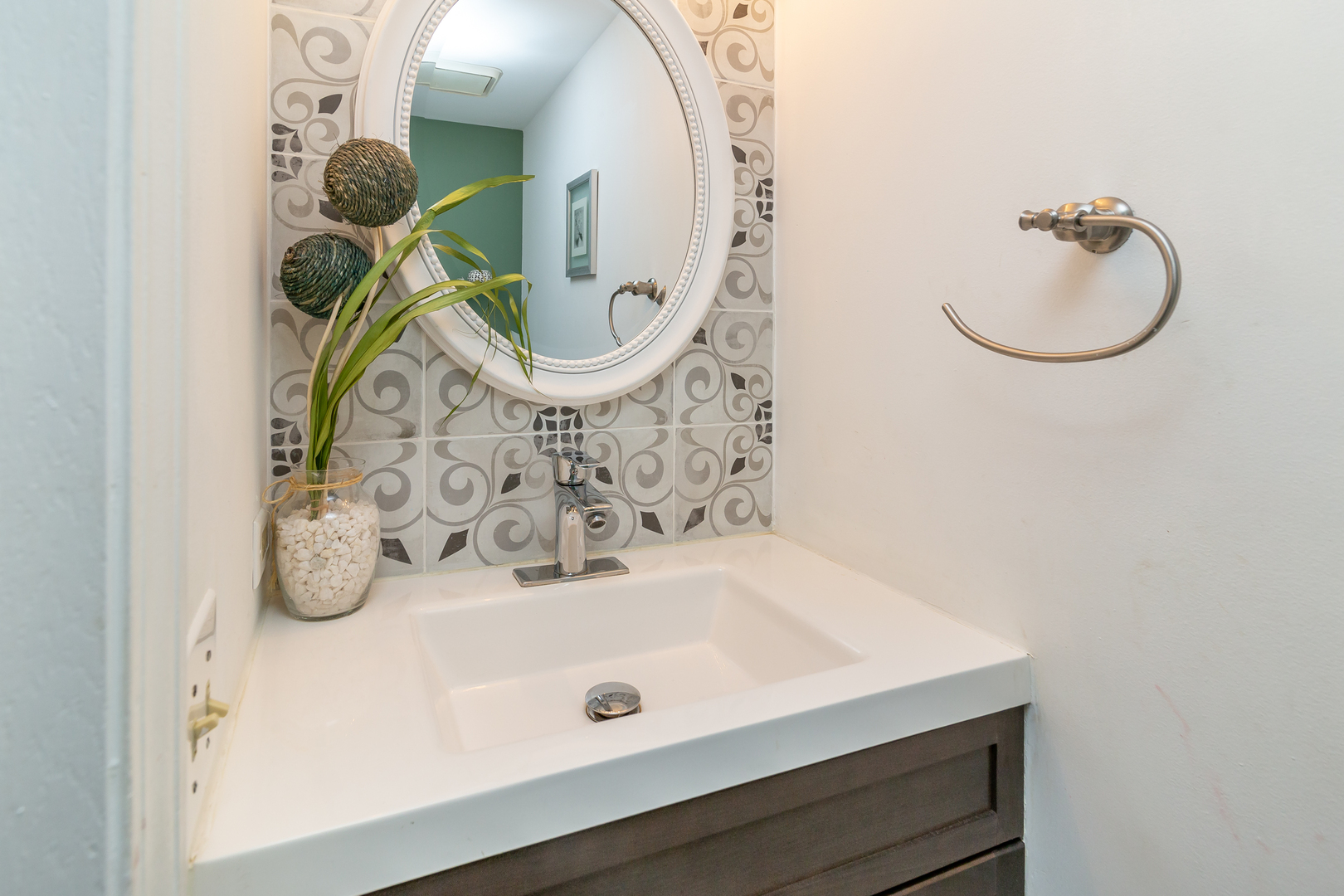 23 Carey Lane, Streamwood, IL 60107