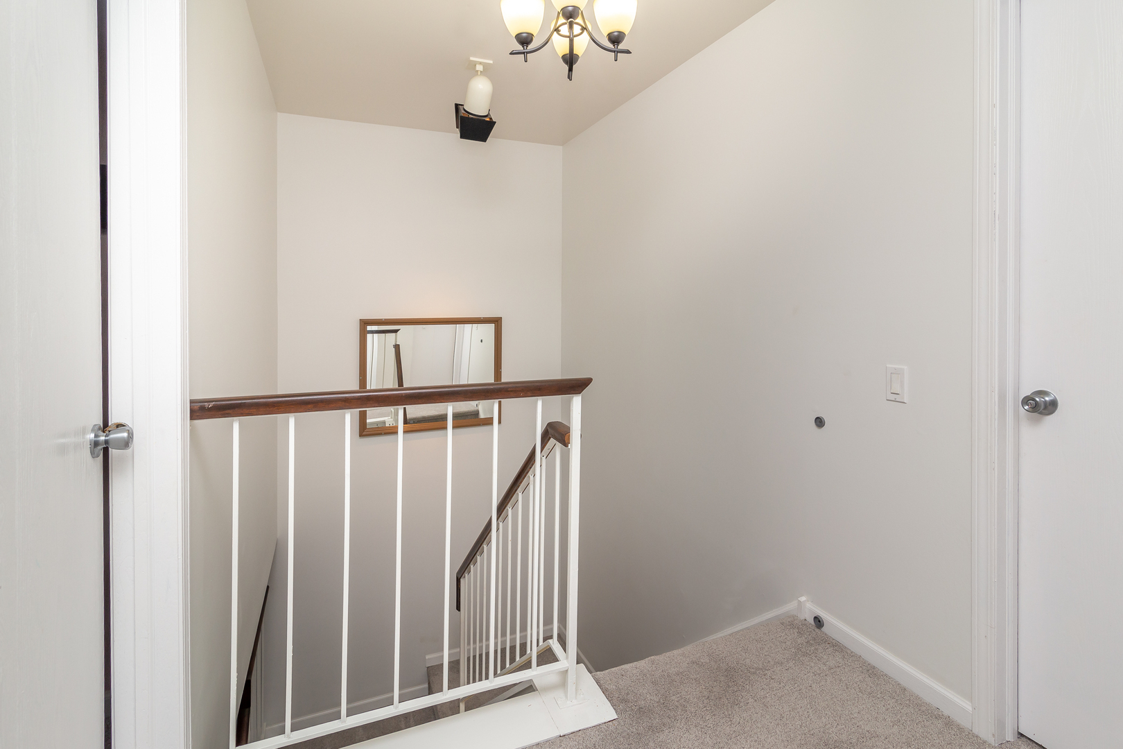 23 Carey Lane, Streamwood, IL 60107