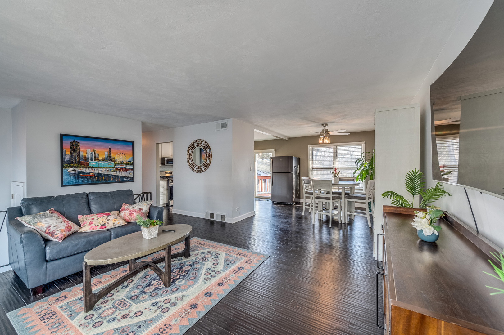 121 S Addison Road, Wood Dale, IL 60191