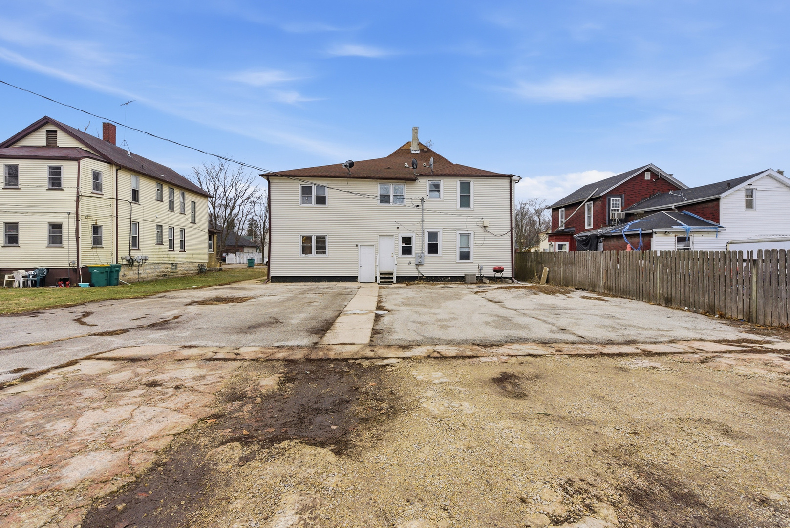 114 - 116 Mississippi Avenue, Joliet, IL 60433