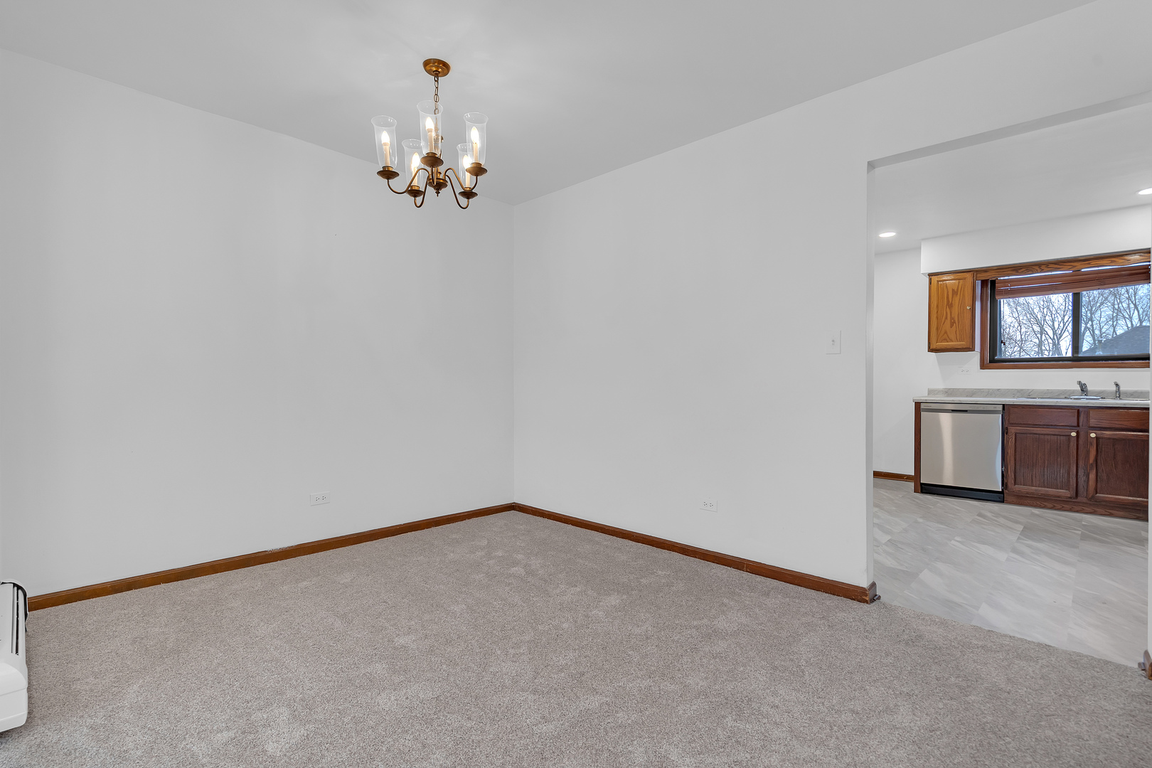 1225 Whispering Hills Court #3B, Naperville, IL 60540