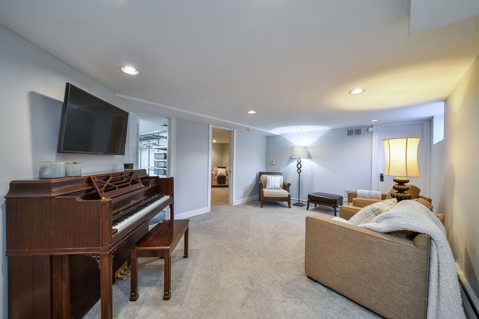 459 Hill Avenue, Glen Ellyn, IL 60137