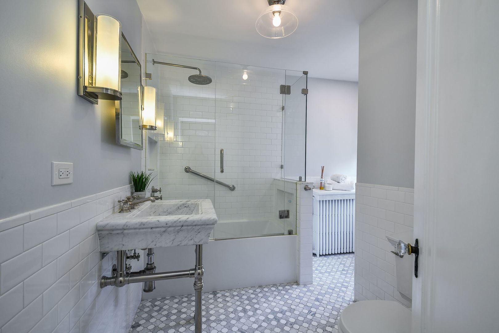 459 Hill Avenue, Glen Ellyn, IL 60137