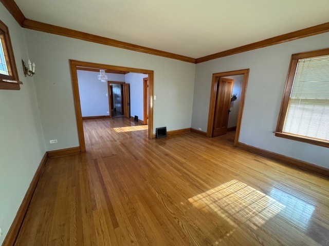 9441 S Prairie Avenue, Chicago, IL 60619