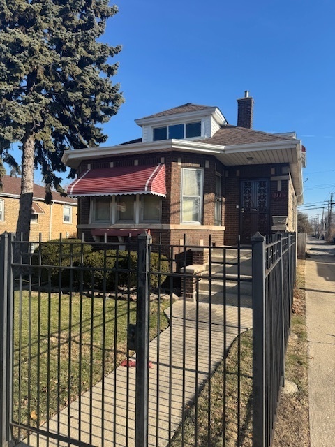 9441 S Prairie Avenue, Chicago, IL 60619