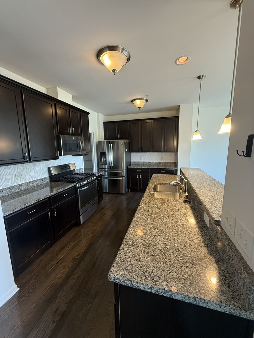 2856 Henley Lane, Naperville, IL 60540