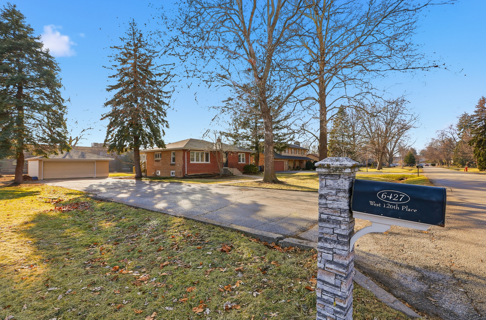 6427 W 126th Place, Palos Heights, IL 60463