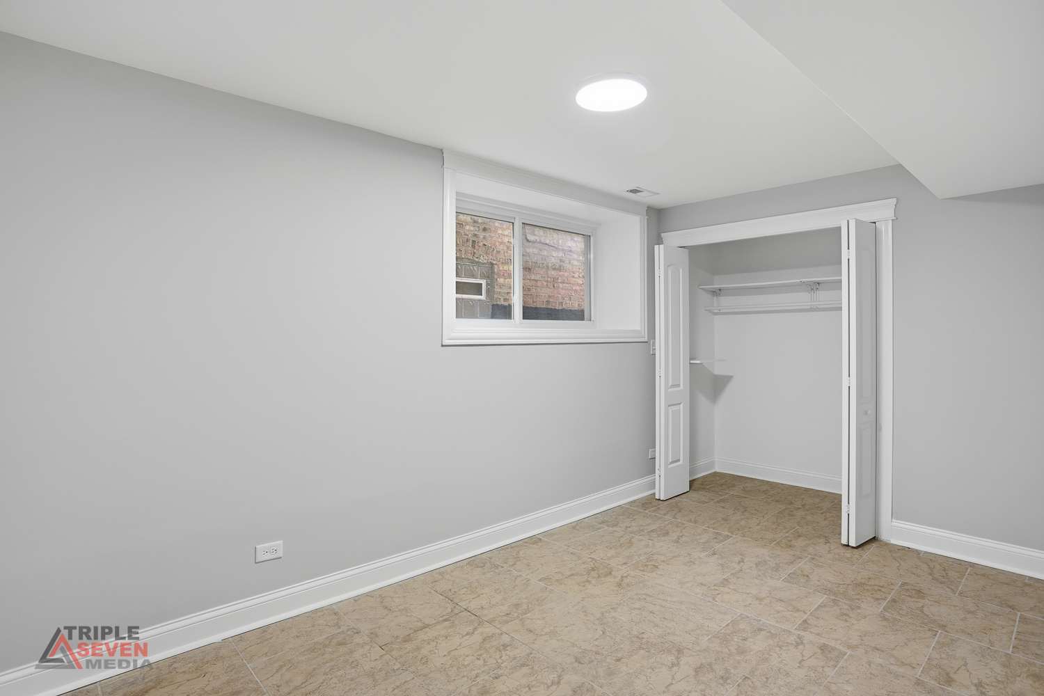 3832 W 64th Place, Chicago, IL 60629