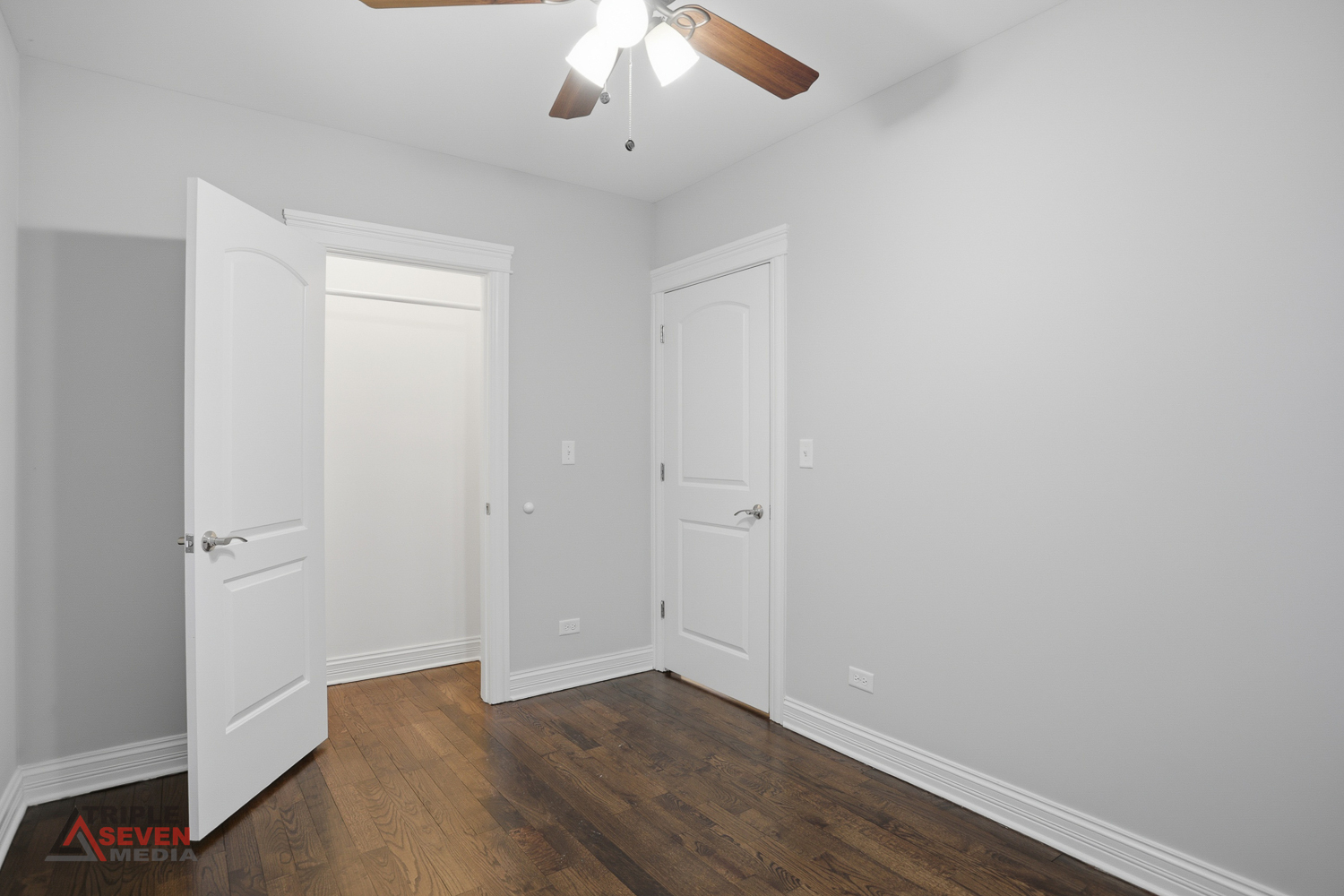 3832 W 64th Place, Chicago, IL 60629