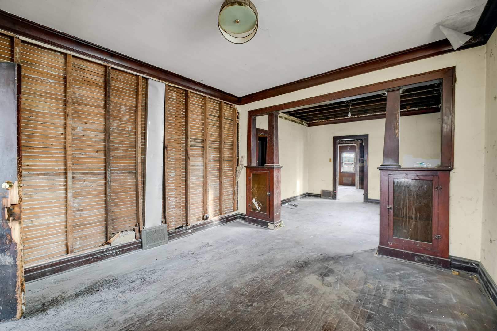 611 Hirsch Avenue, Calumet City, IL 60409