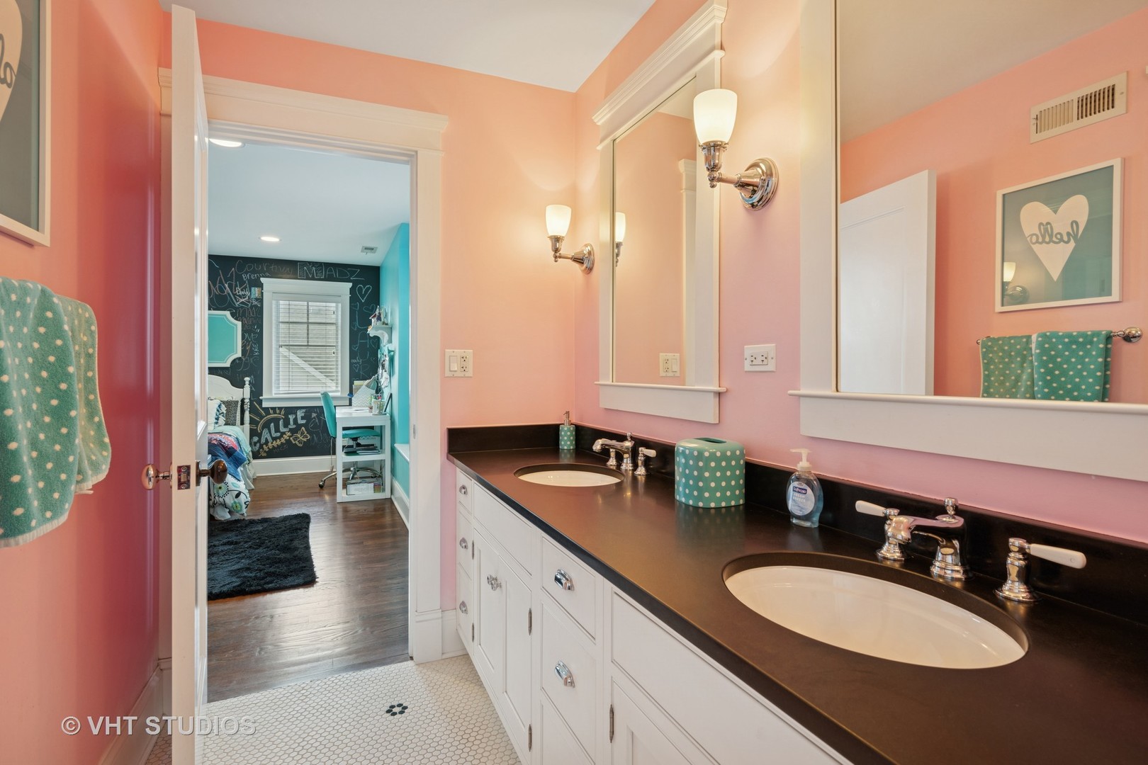 1605 N Chicago Avenue, Arlington Heights, IL 60004