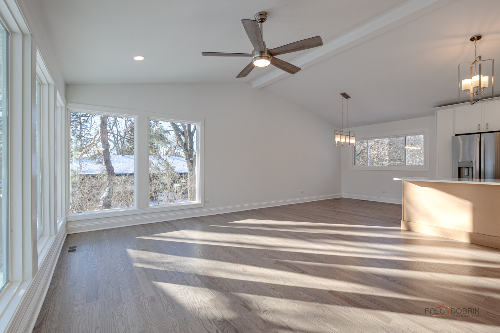 2233 Heathercliff Drive, Green Oaks, IL 60048