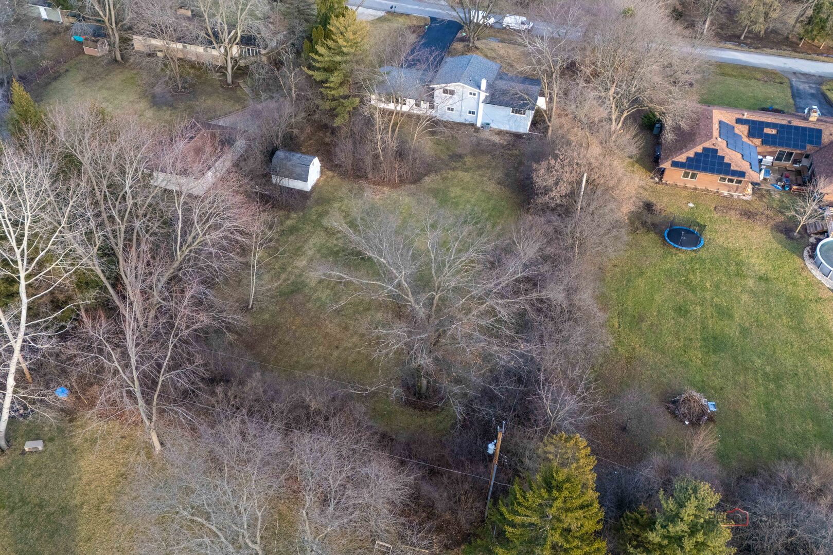 2233 Heathercliff Drive, Green Oaks, IL 60048