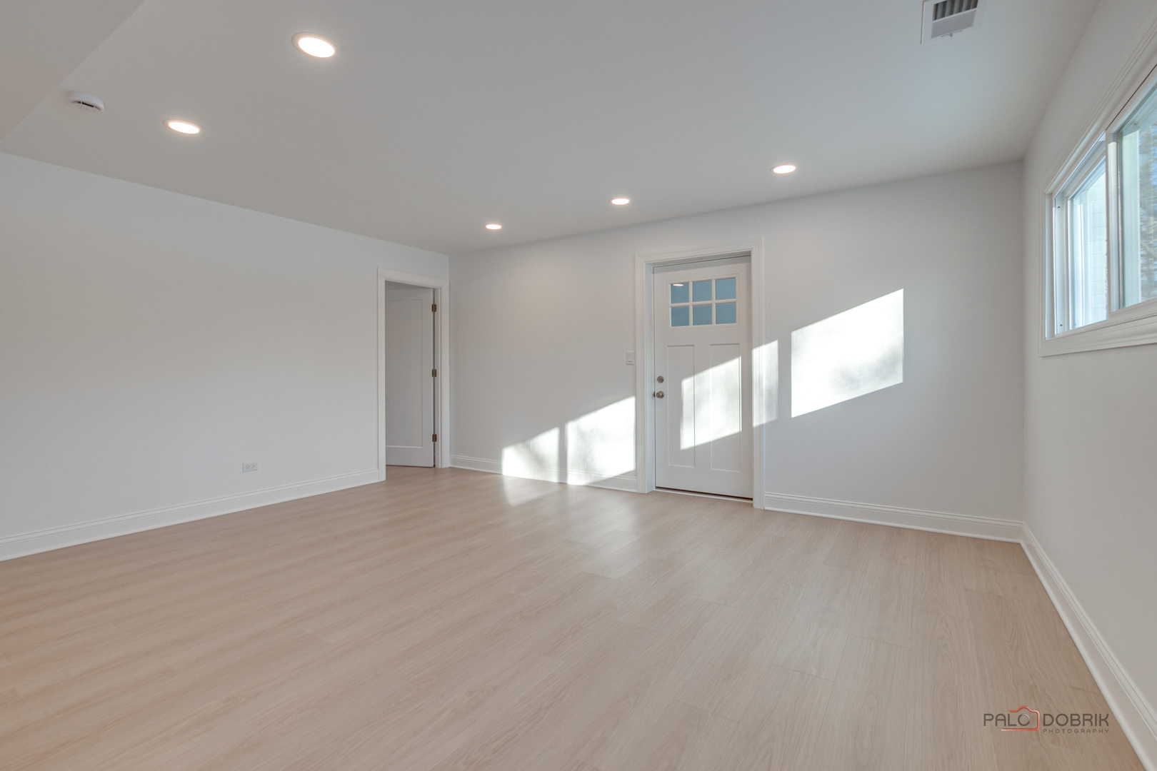 2233 Heathercliff Drive, Green Oaks, IL 60048