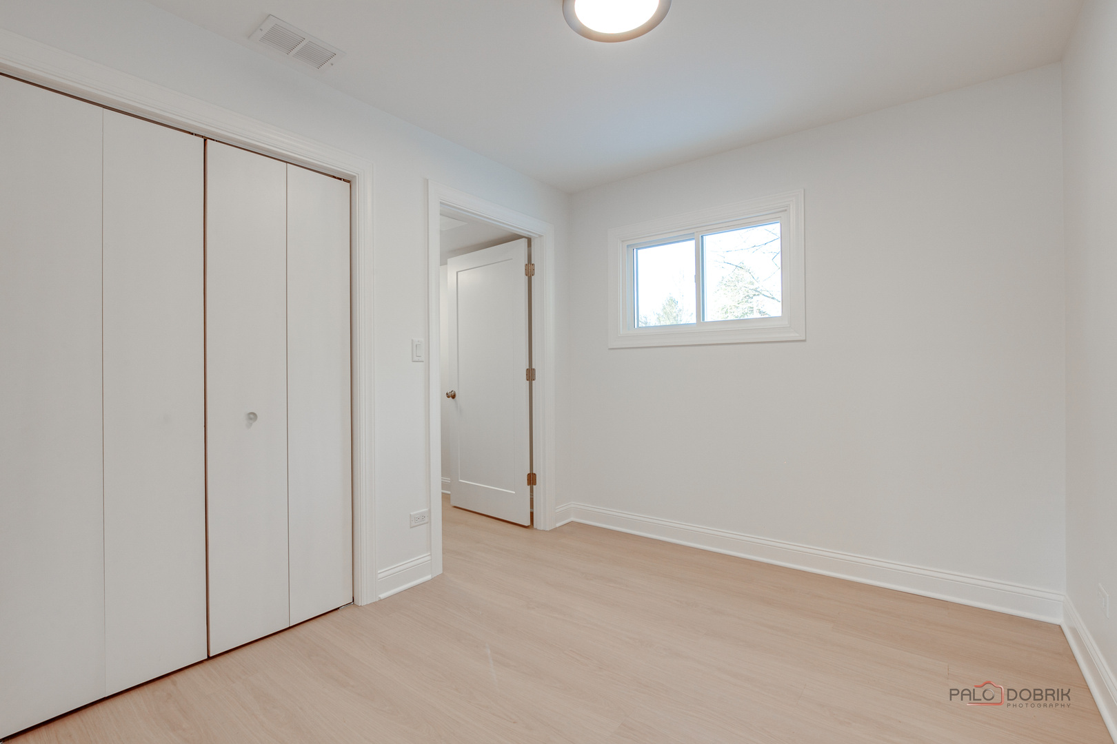 2233 Heathercliff Drive, Green Oaks, IL 60048