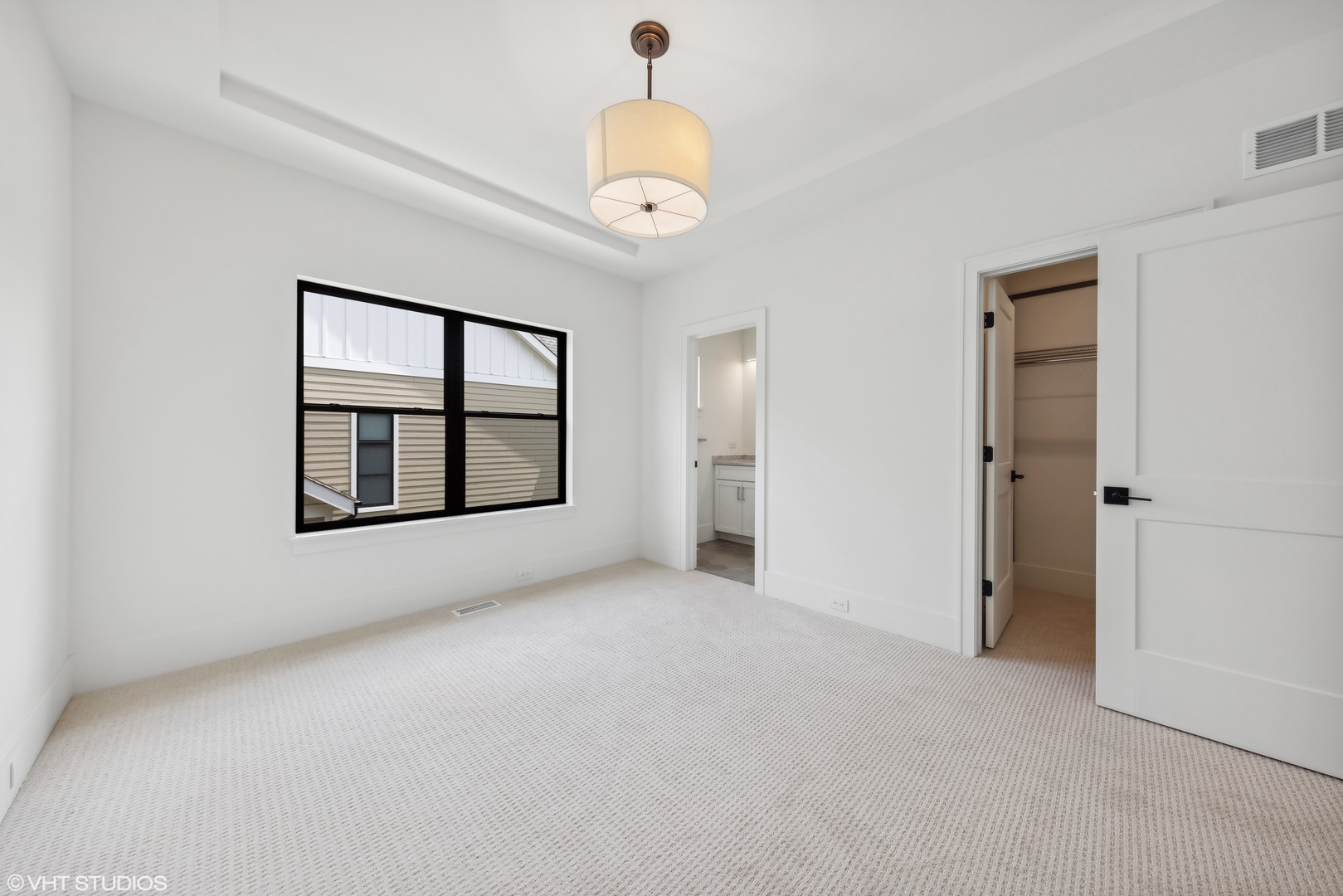 62 Miller Road, Lake Zurich, IL 60047