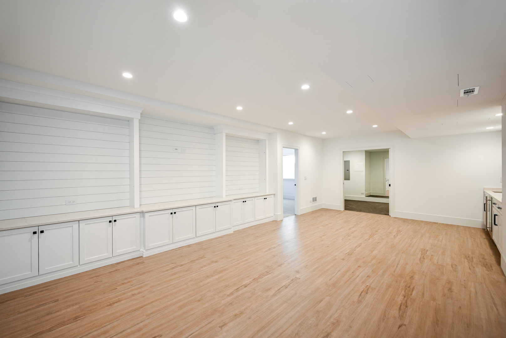 62 Miller Road, Lake Zurich, IL 60047