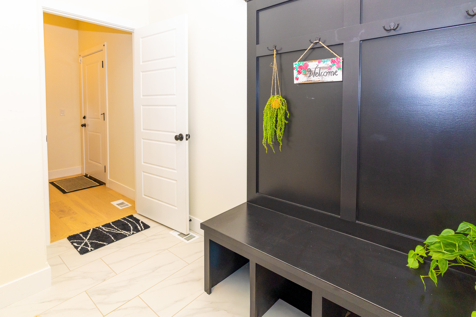 1112 Bell Grove Lane, Bloomington, IL 61705