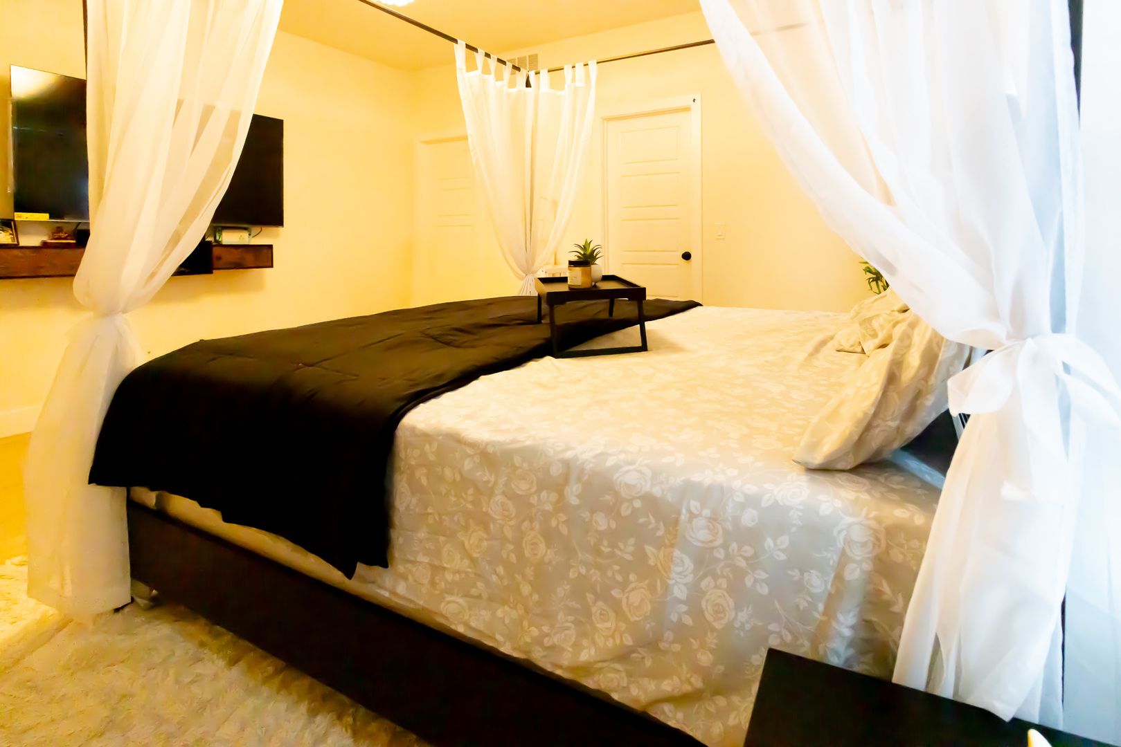 1112 Bell Grove Lane, Bloomington, IL 61705