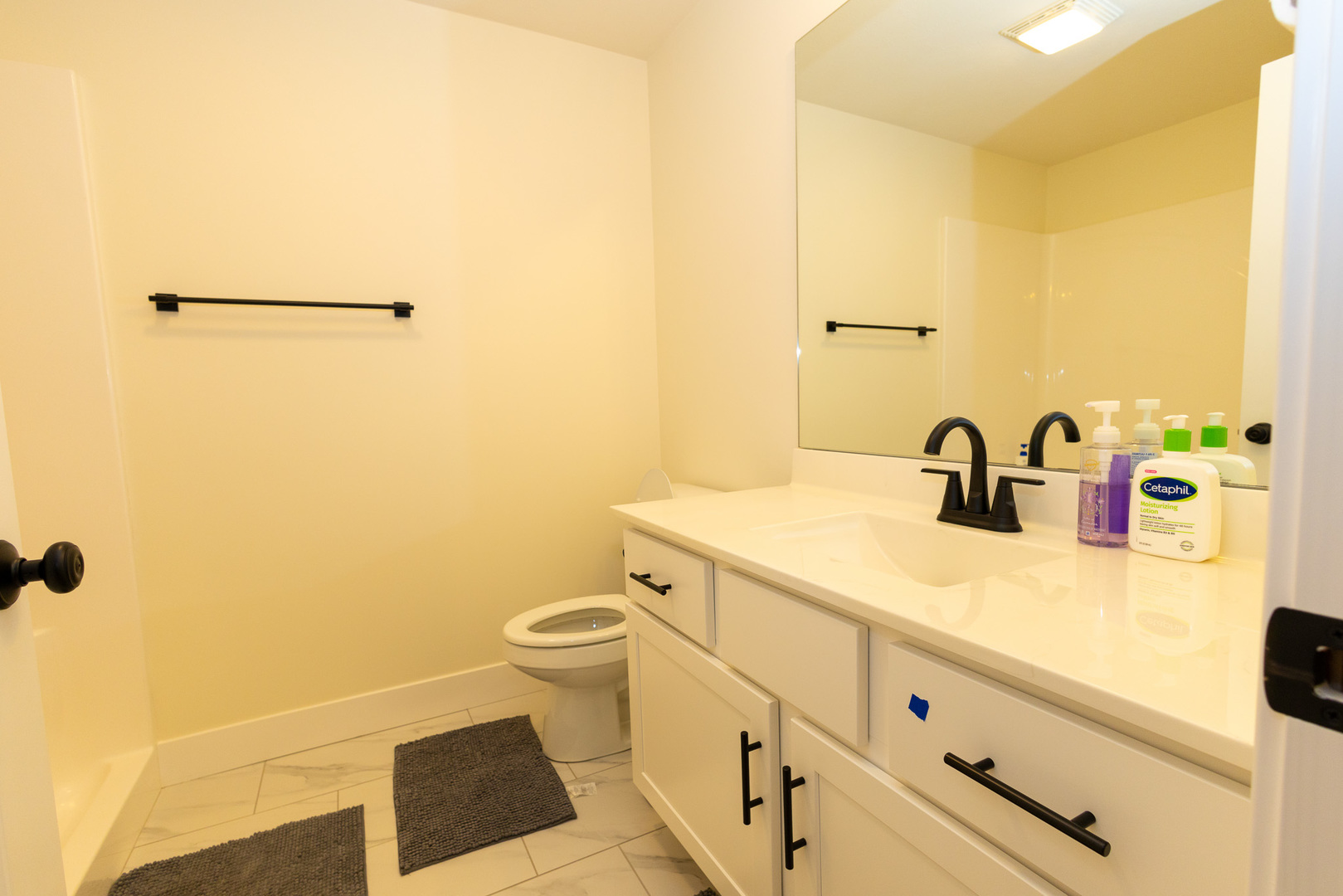 1112 Bell Grove Lane, Bloomington, IL 61705