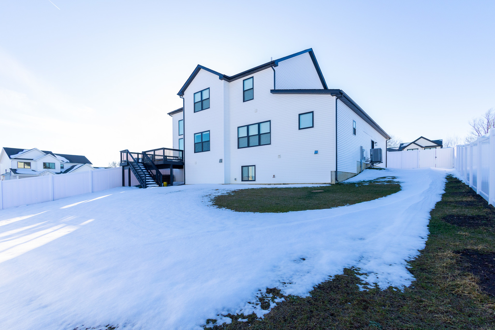 1112 Bell Grove Lane, Bloomington, IL 61705