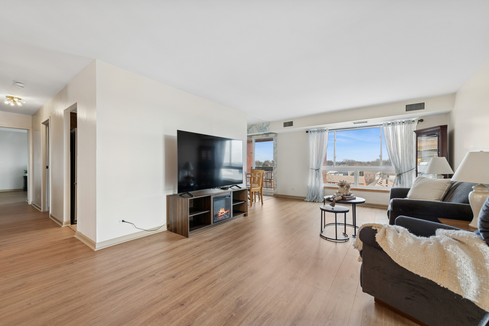 3700 Capri Court #510, Glenview, IL 60025