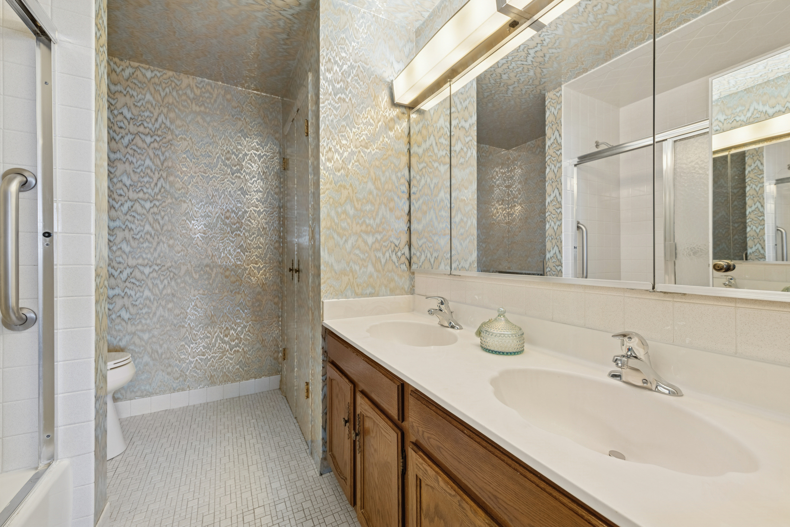 3700 Capri Court #510, Glenview, IL 60025