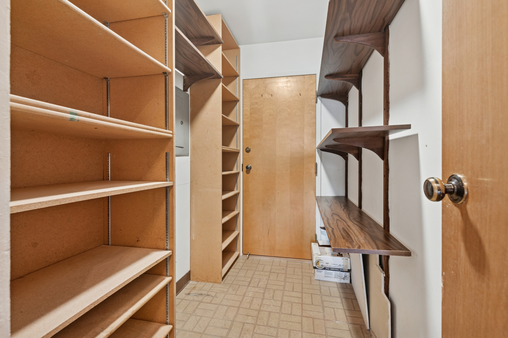 3700 Capri Court #510, Glenview, IL 60025