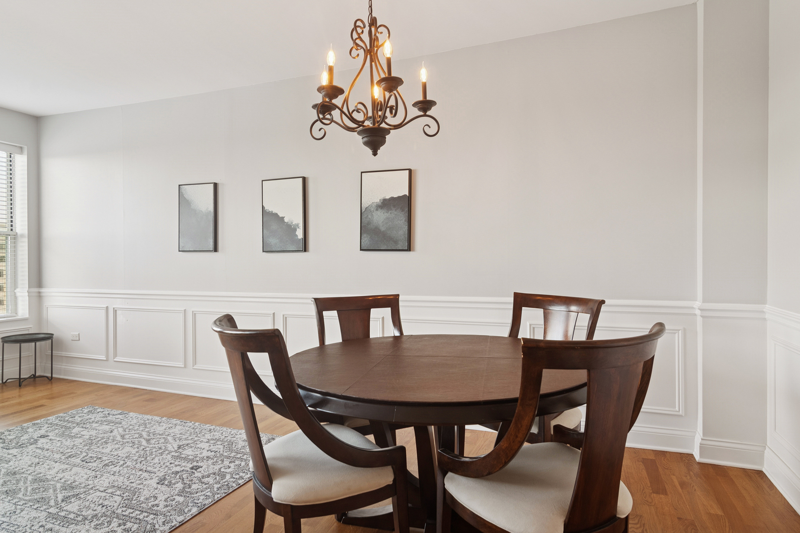 77 S Evergreen Avenue #606, Arlington Heights, IL 60005