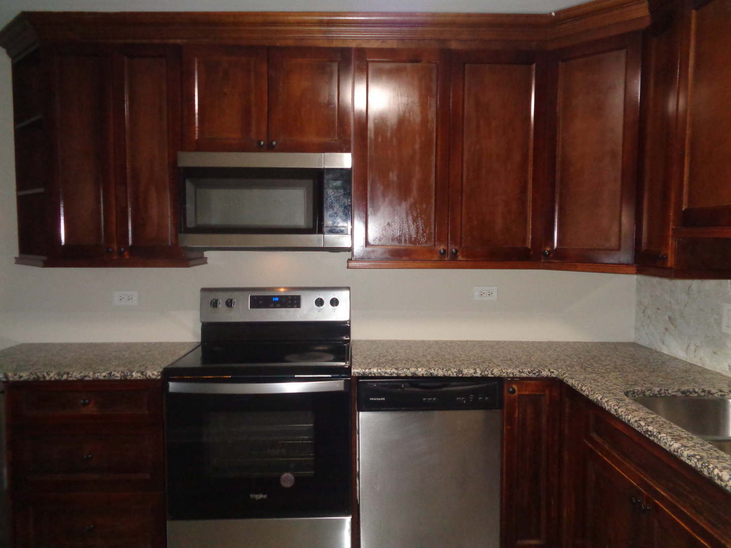 9435 86th Court #3E, Hickory Hills, IL 60457