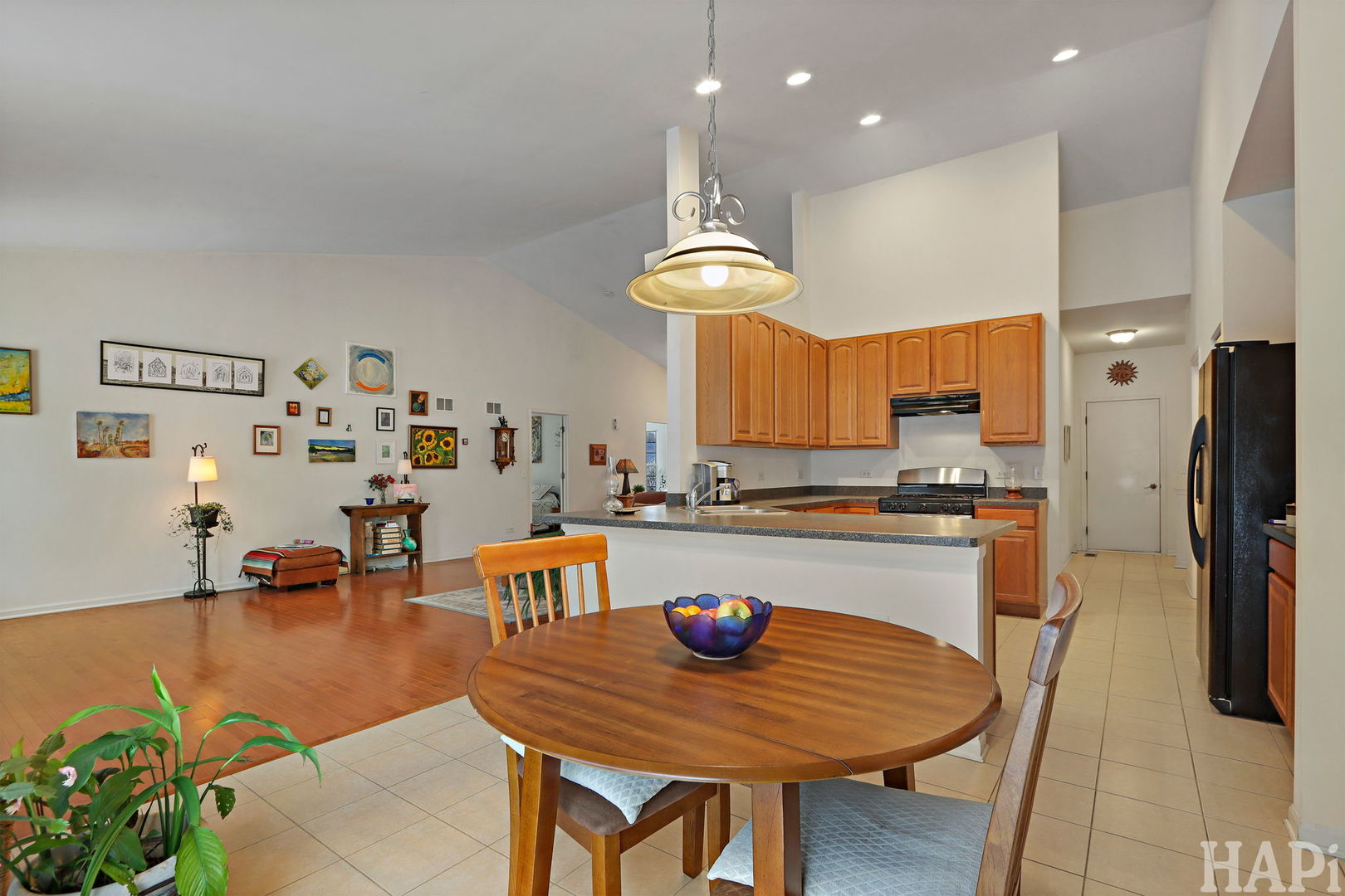 524 PARK VIEW Circle, Fox Lake, IL 60020