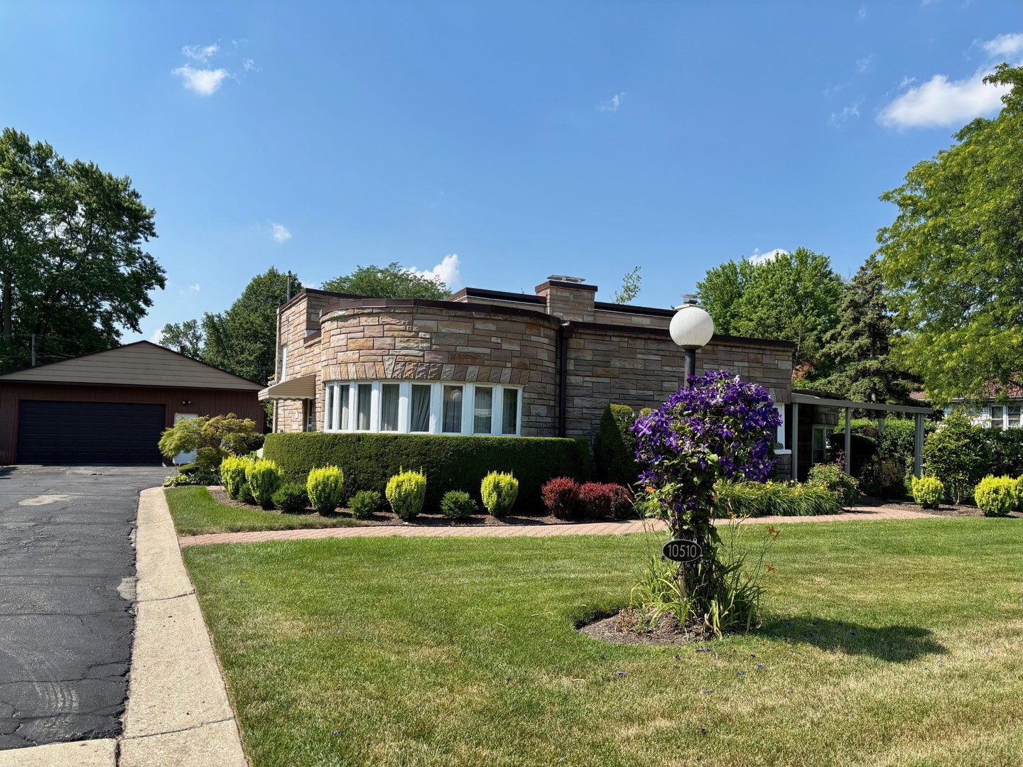 10510 W Fullerton Avenue, Melrose Park, IL 60164