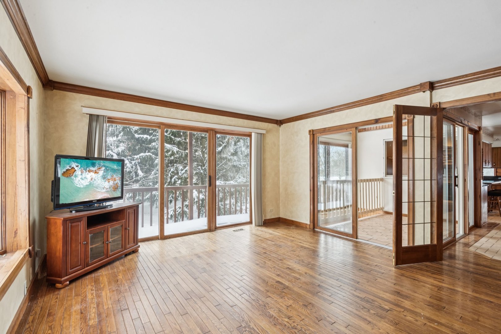 10N800 Muirhead Road, Elgin, IL 60124