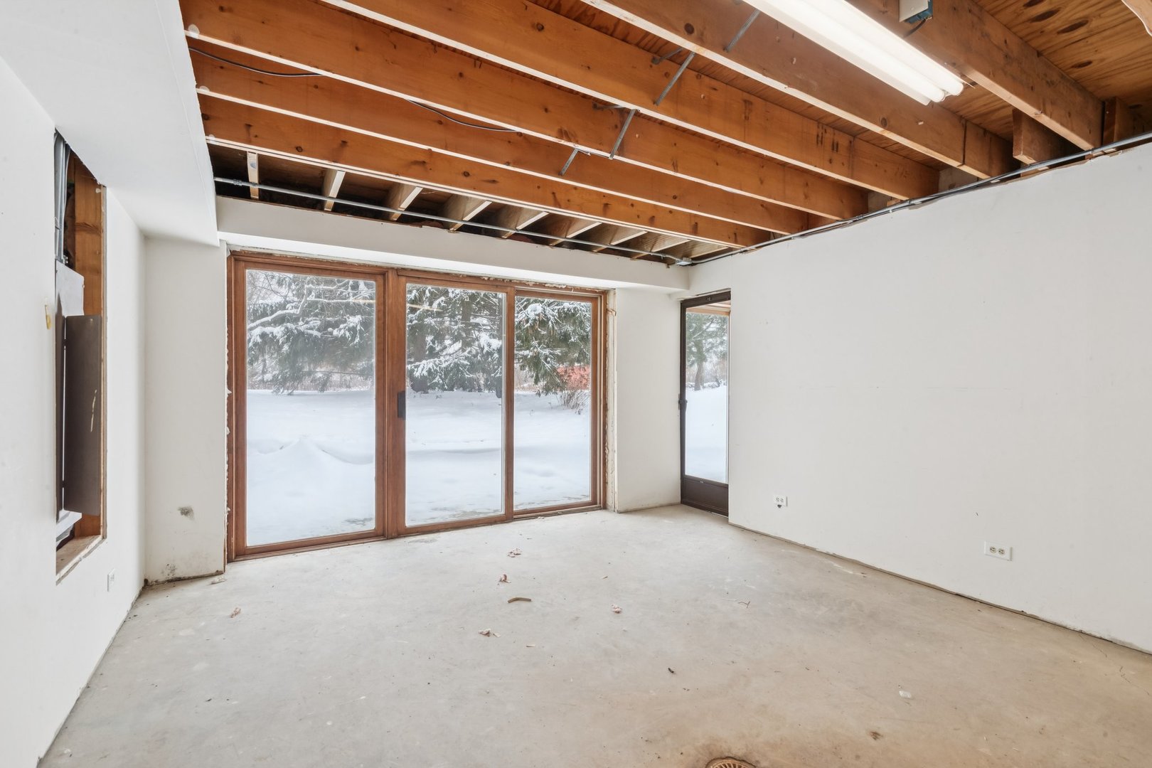 10N800 Muirhead Road, Elgin, IL 60124