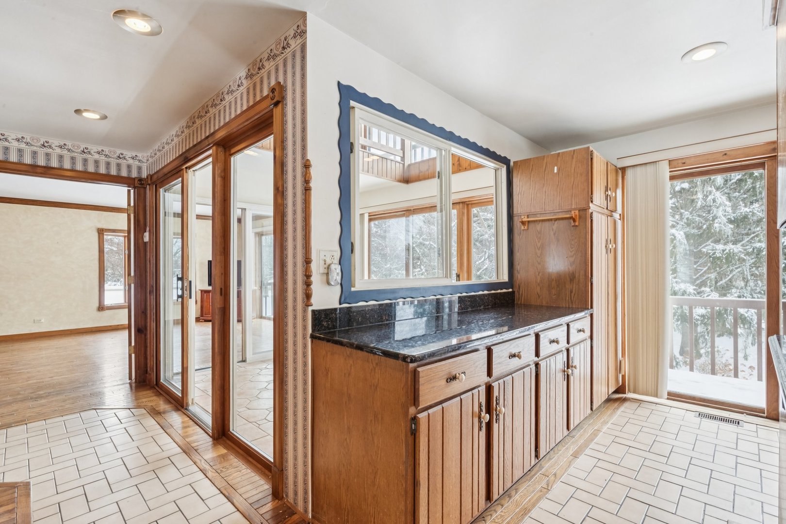 10N800 Muirhead Road, Elgin, IL 60124