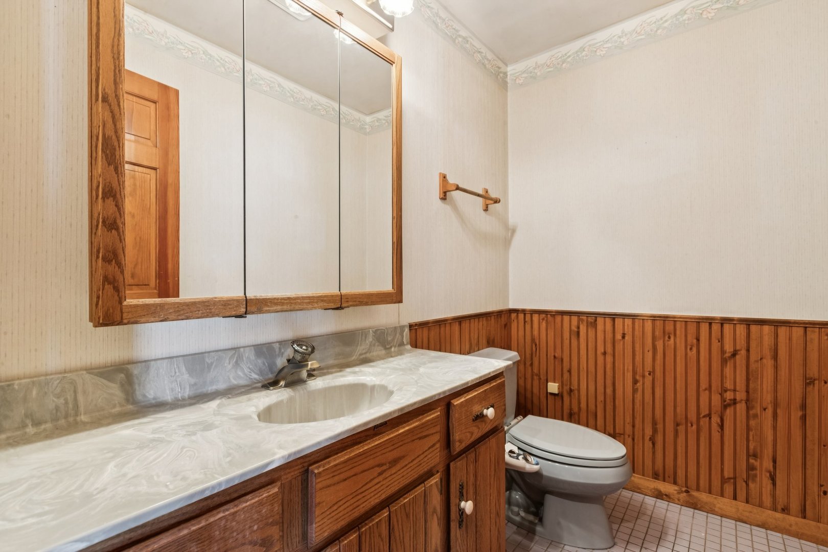 10N800 Muirhead Road, Elgin, IL 60124