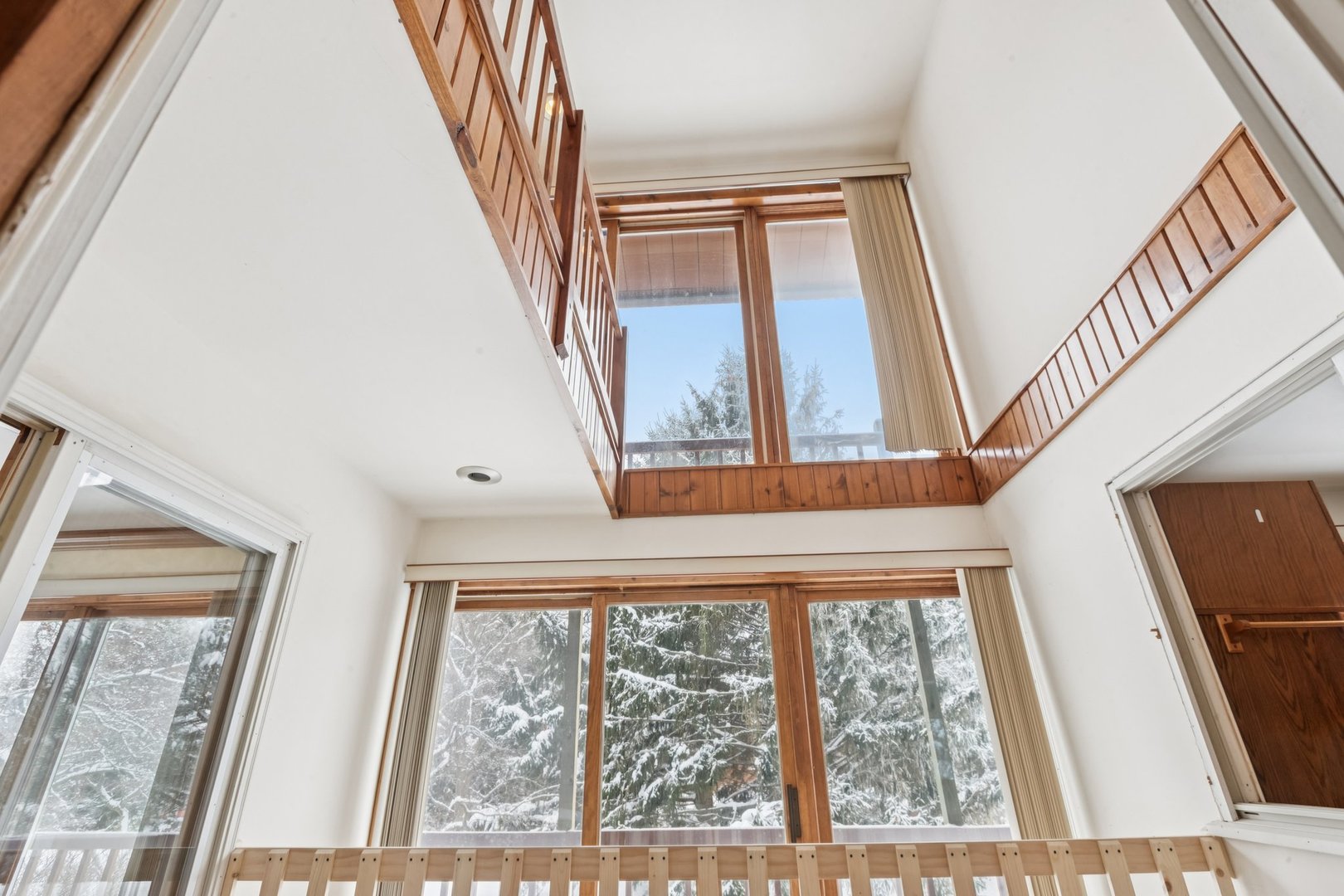 10N800 Muirhead Road, Elgin, IL 60124