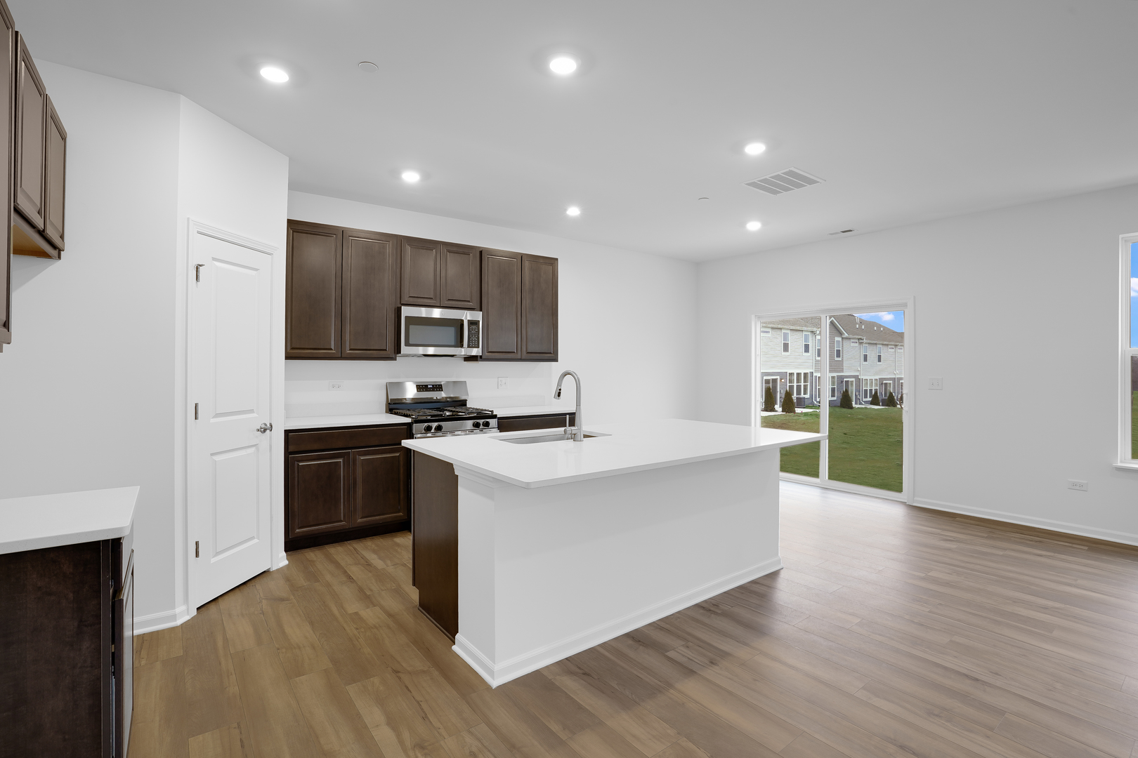 12200 Dodwell Street, Huntley, IL 60142