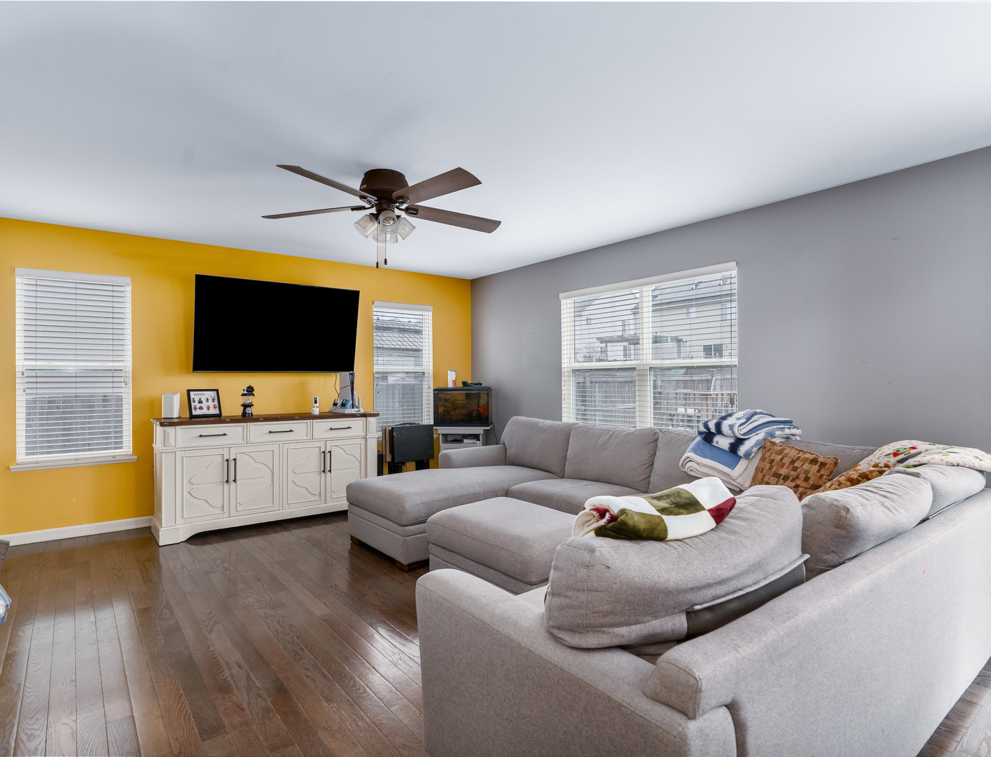 1802 Oxford Way, Joliet, IL 60431