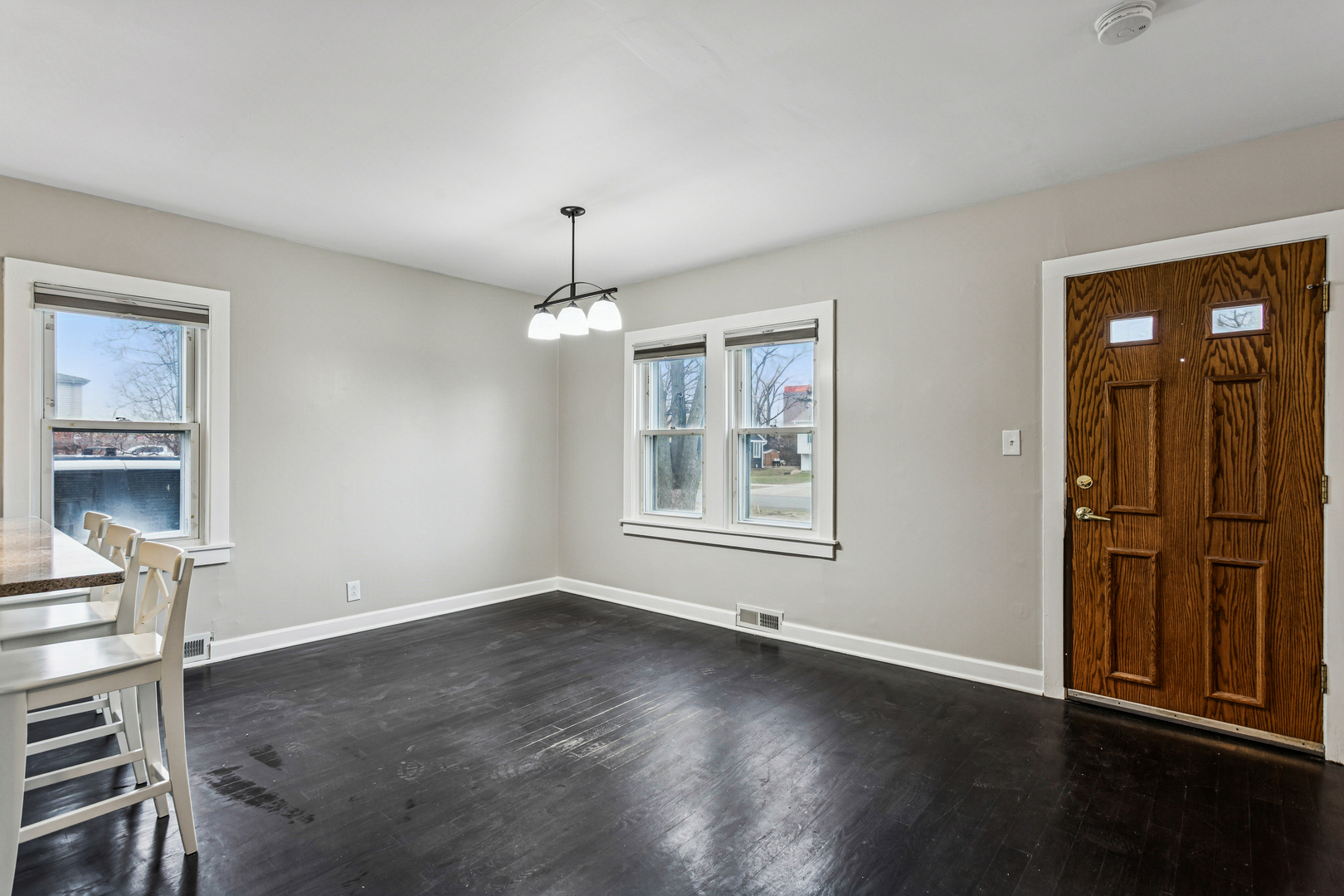 1625 Estes Avenue, Des Plaines, IL 60018