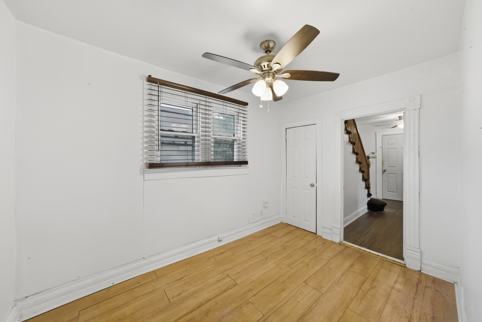 814 S 11th Avenue, Maywood, IL 60153