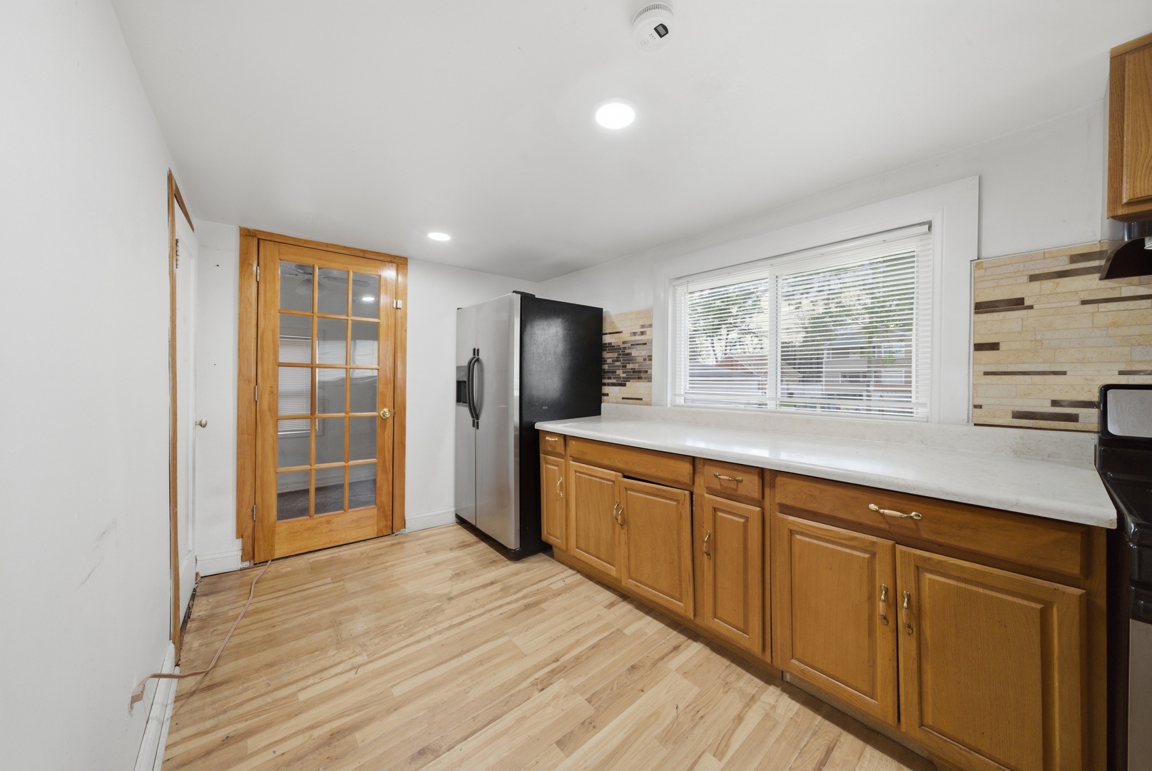 814 S 11th Avenue, Maywood, IL 60153