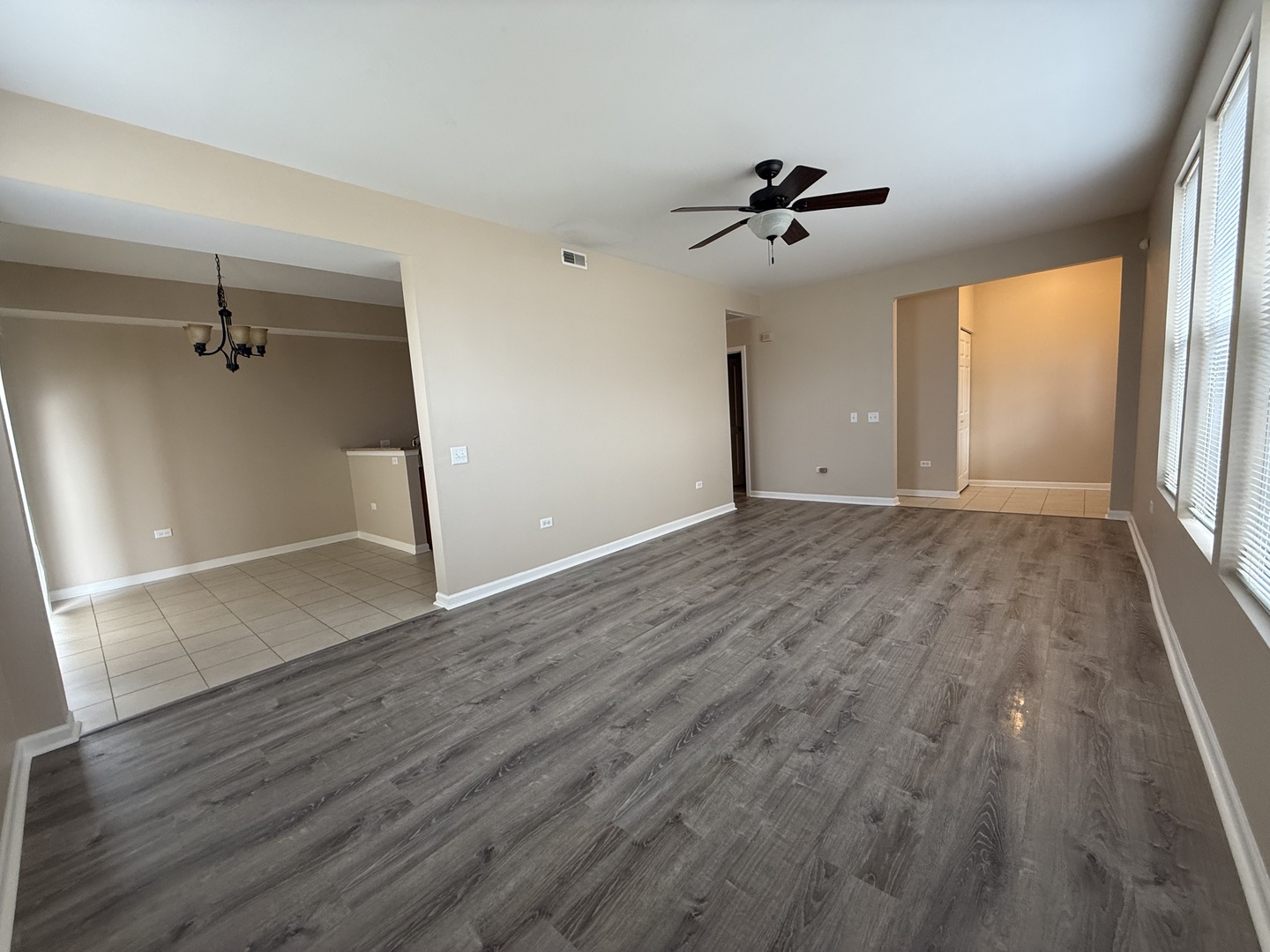 3345 Bromley Lane, Aurora, IL 60502