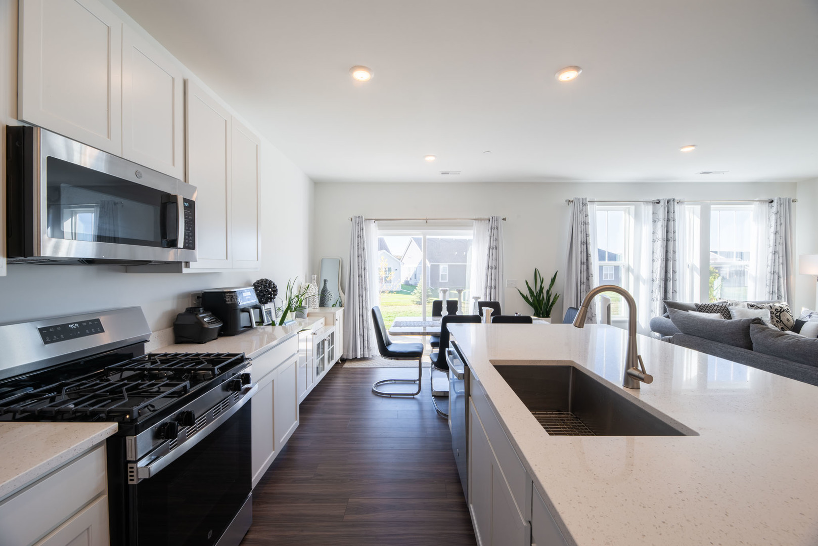 12075 Jordi Road, Huntley, IL 60142