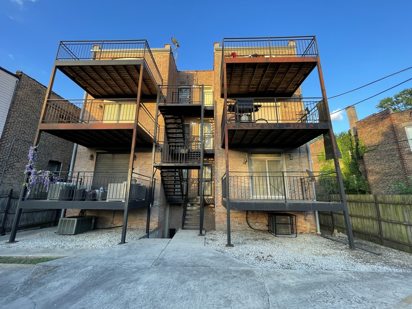 6938 S Dorchester Avenue #2, Chicago, IL 60637