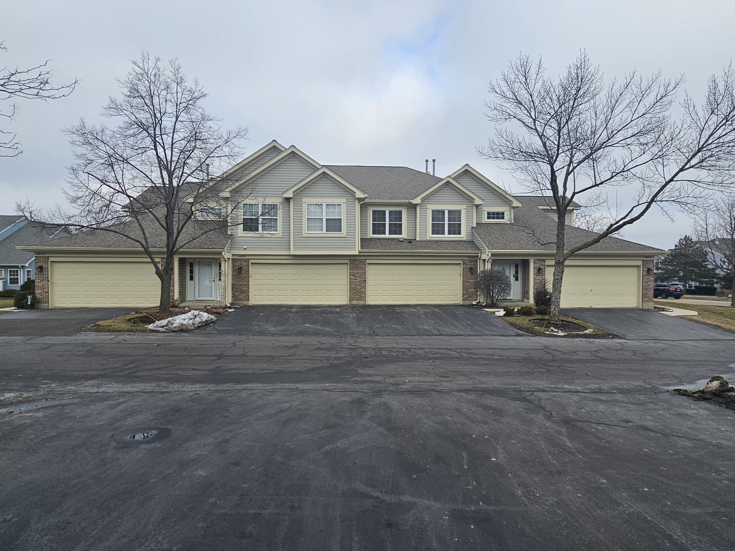 6834 W Monticello Court #6834, Gurnee, IL 60031